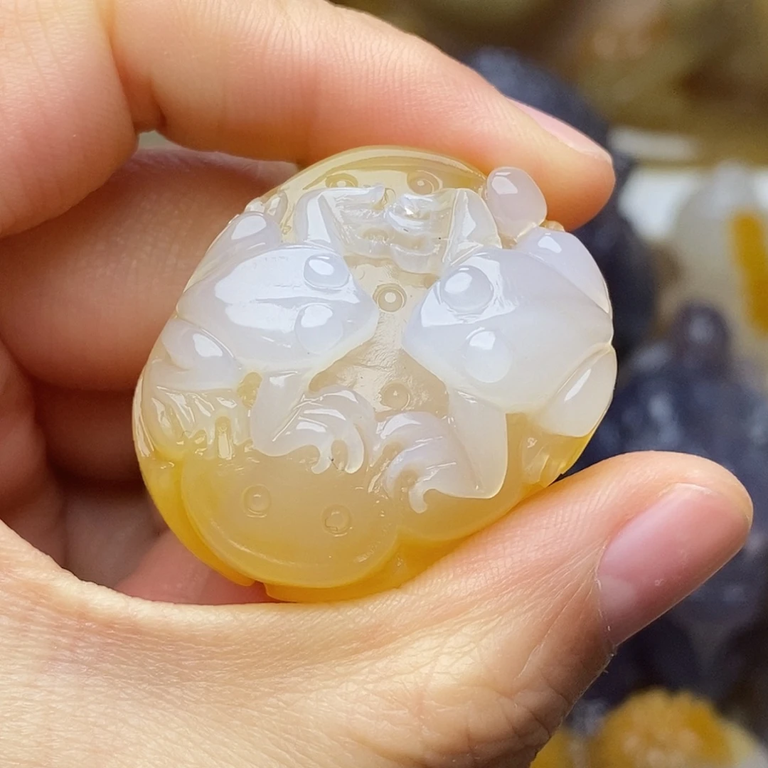 玛瑙/玉髓未镶嵌把件