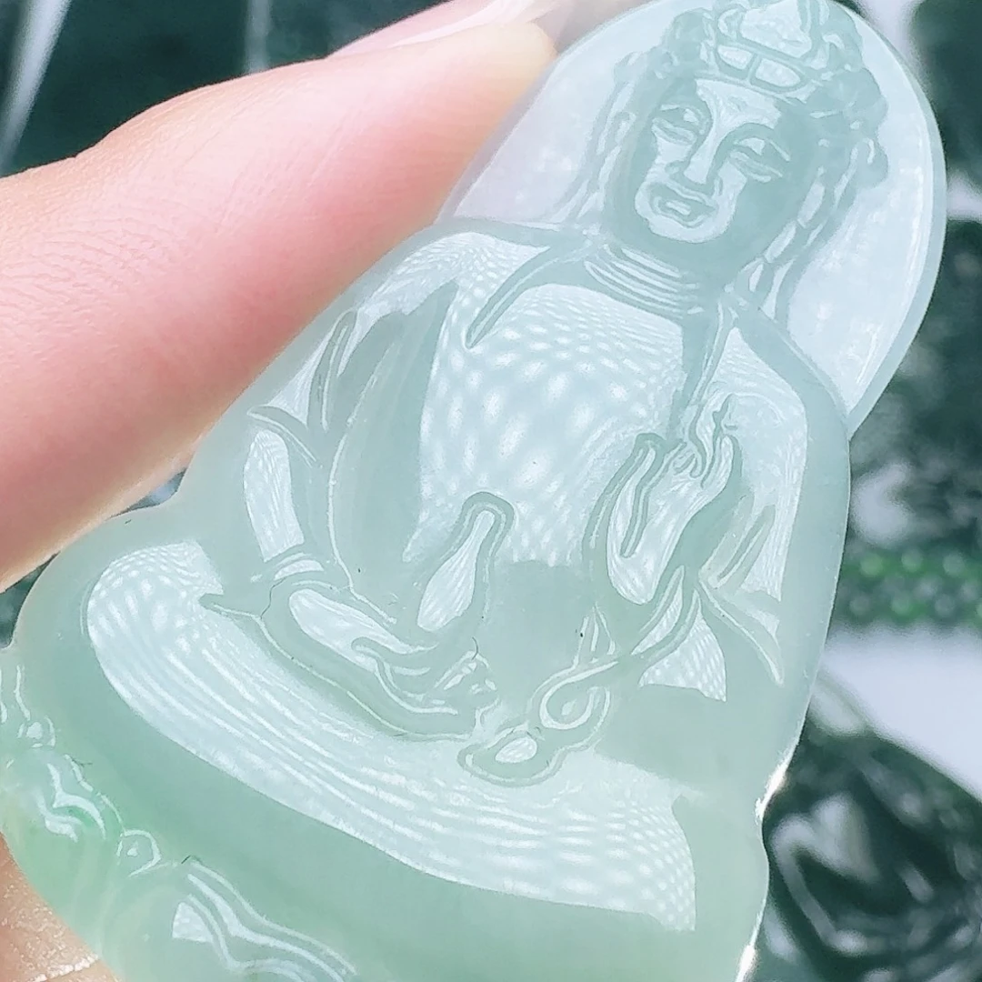 翡翠未镶嵌颈饰天然的A货翡翠多样性发其一