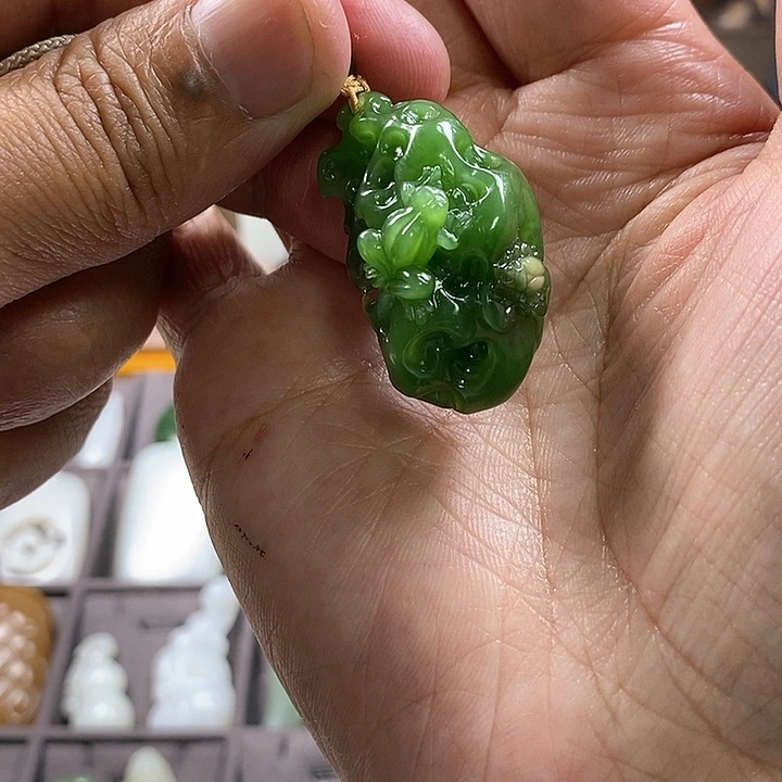 和田玉未镶嵌挂件且*