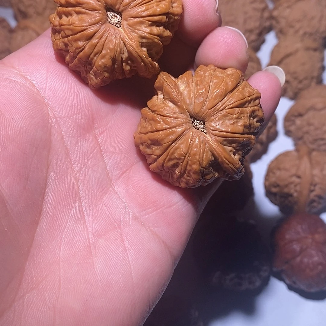 把件文玩核桃s****！血麒麟