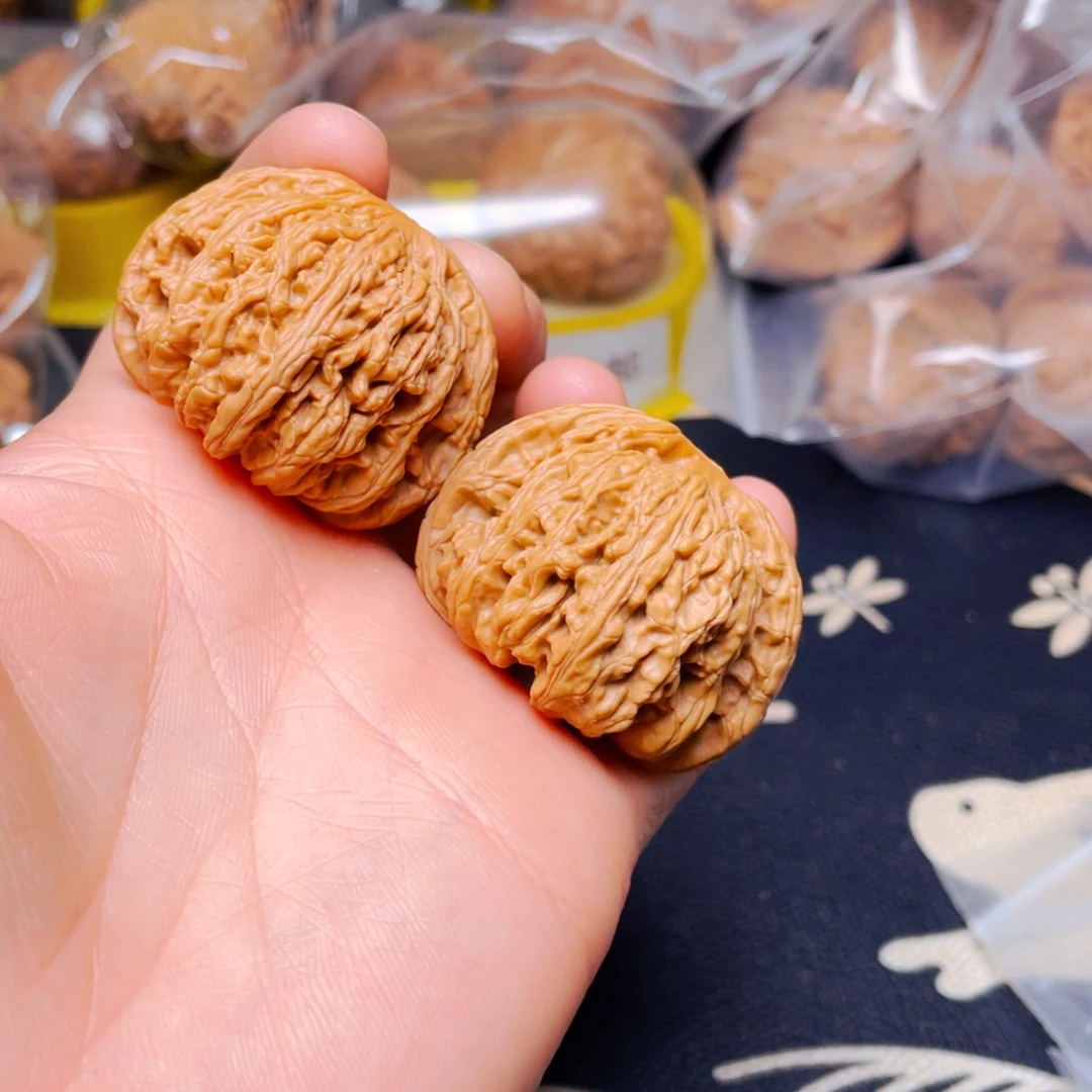 吊坠文玩核桃承德密文