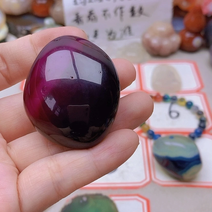 【闪购商品】未镶嵌玛瑙/玉髓珠宝半成品红*