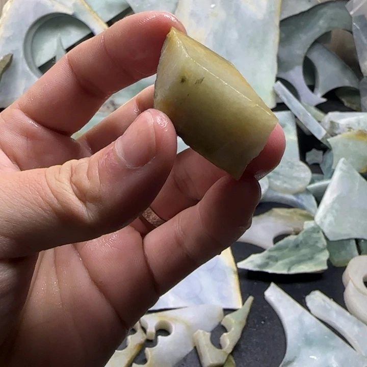 翡翠未镶嵌颈饰纯天然缅甸翡翠