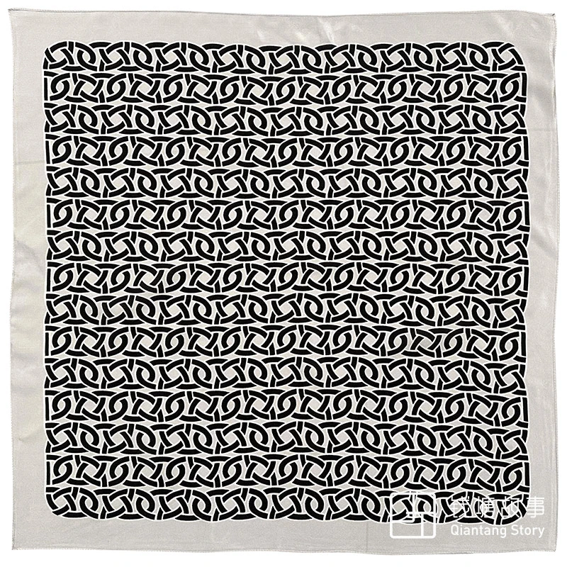 Qiantang Story/钱塘故事真丝双绉-70cm时髦字母桑蚕丝丝巾68cm