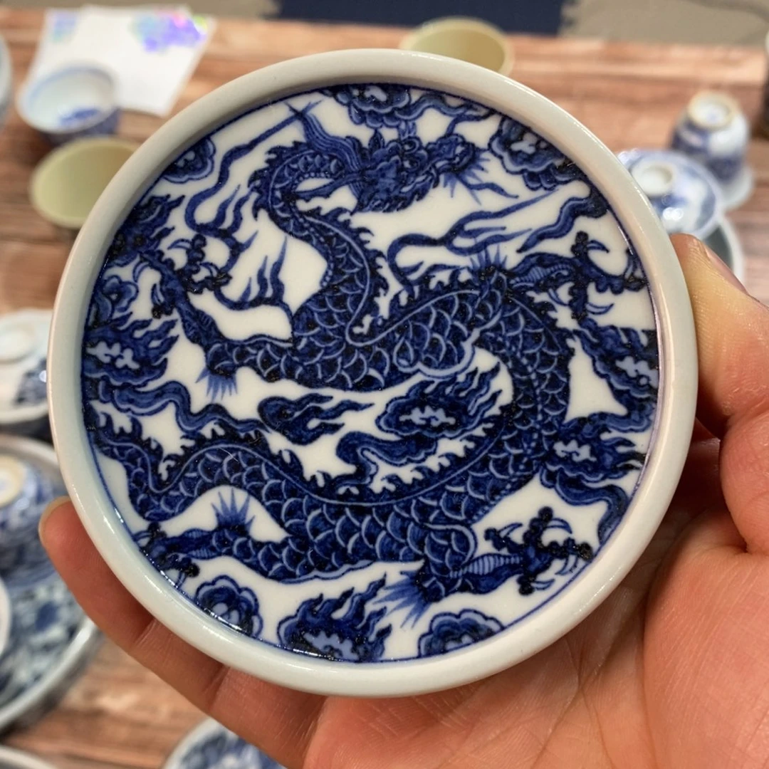 尉*生福利铠甲龙纹盖置