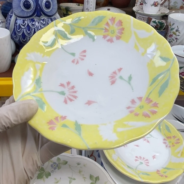 他家瓷器真美…开播了