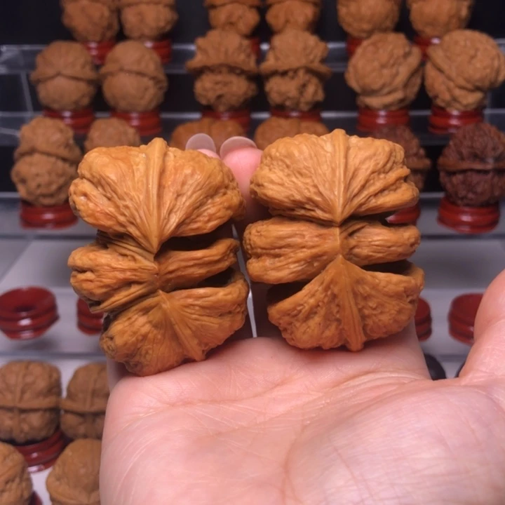 文玩核桃吊坠源****20三连体