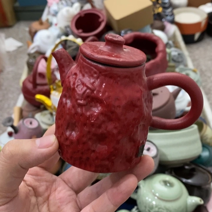 陶瓷艺术品及陶瓷壶