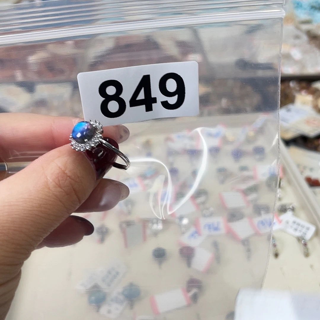 大****水晶未镶嵌手串戒指849。