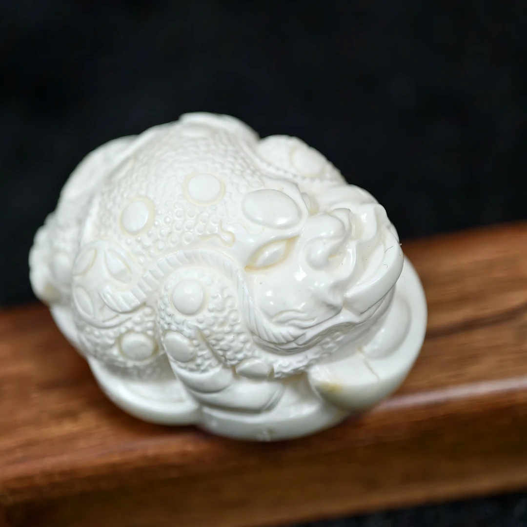【师老师督造1212-59】12.62g蜜蜡白蜡金蟾 无孔36.5*26*24mm