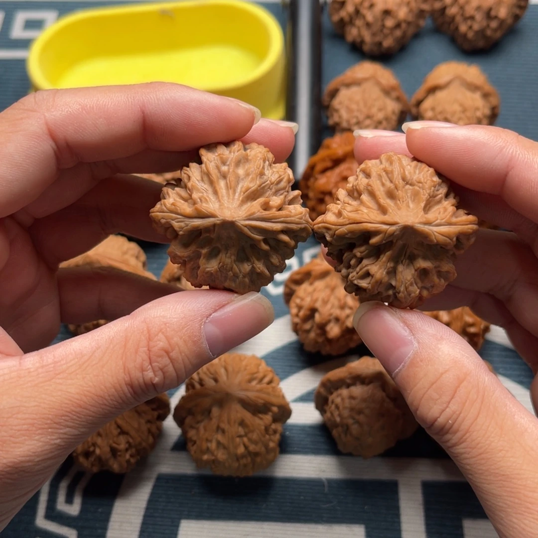 文玩核桃吊坠龙门涧38