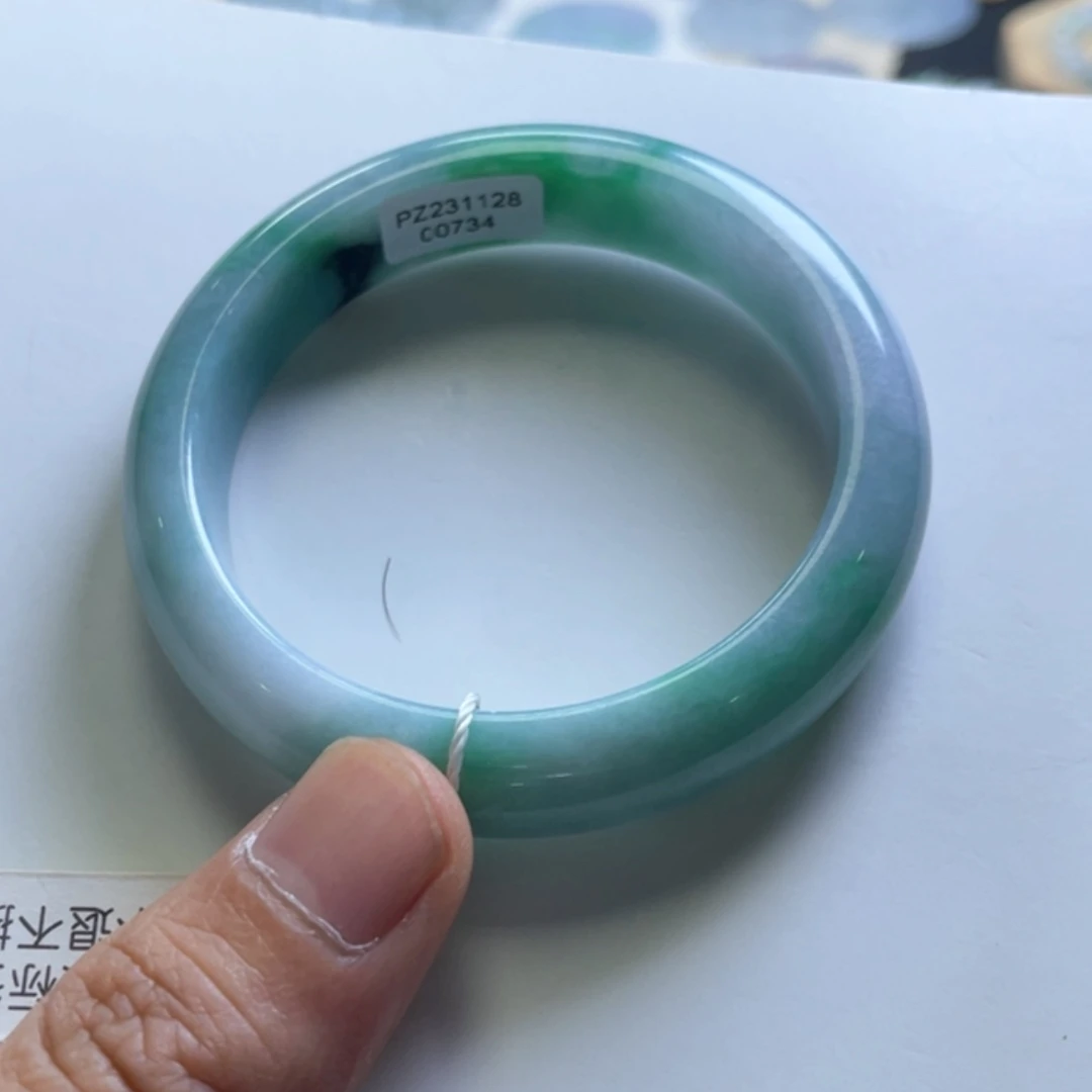 【闪购商品】翡翠手镯未镶嵌吉*54阳绿手镯