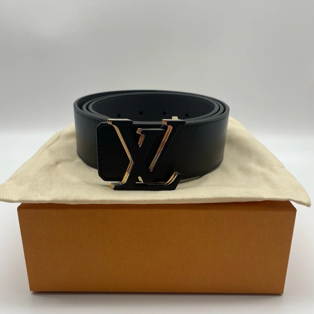 99新 LouisVuitton/路易威登 闲置叠拼扣黑拼灰95码皮带13913830