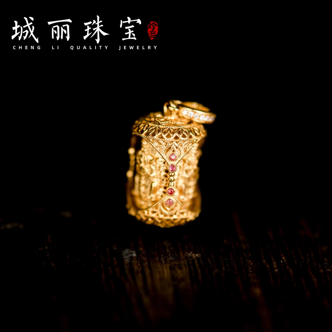 【五爷赚的快】18K五爷三面吊坠/个（多样性发货）KJ-279-1