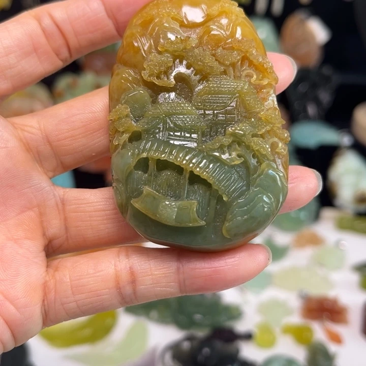 蛇纹石玉未镶嵌吊坠(赠链)