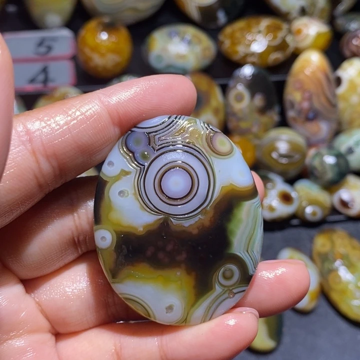 玛瑙/玉髓未镶嵌珠宝半成品216