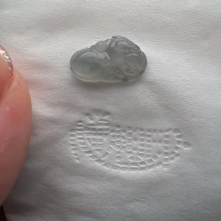 定制翡翠未镶嵌包抛光