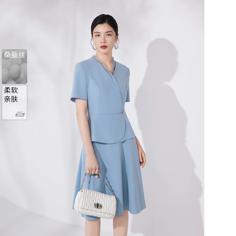 【晨晨精选】粉蓝衣橱2025夏新款烟雨江南气质拼接套装交叠V领小衫
