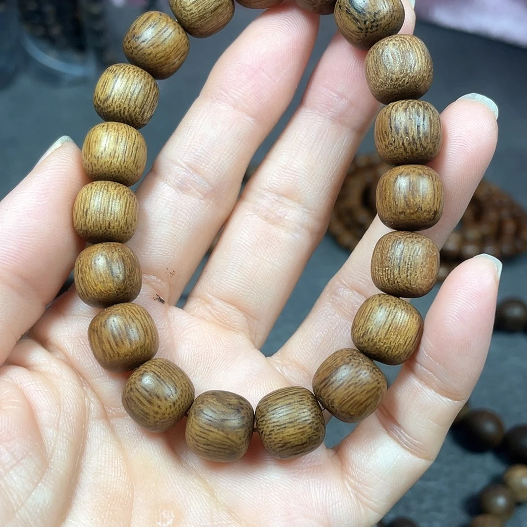 娟***子沉香手串富森红土