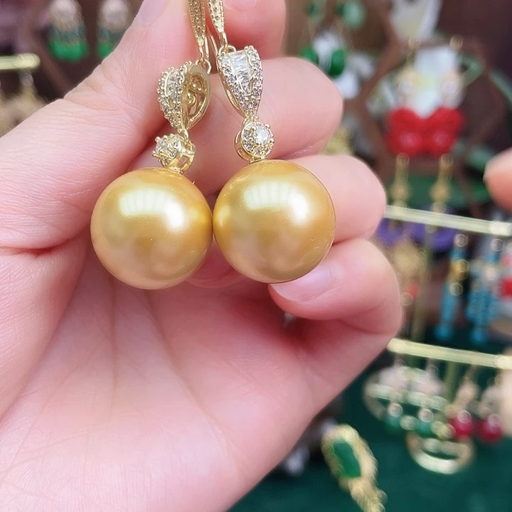 石英质玉耳钉合金