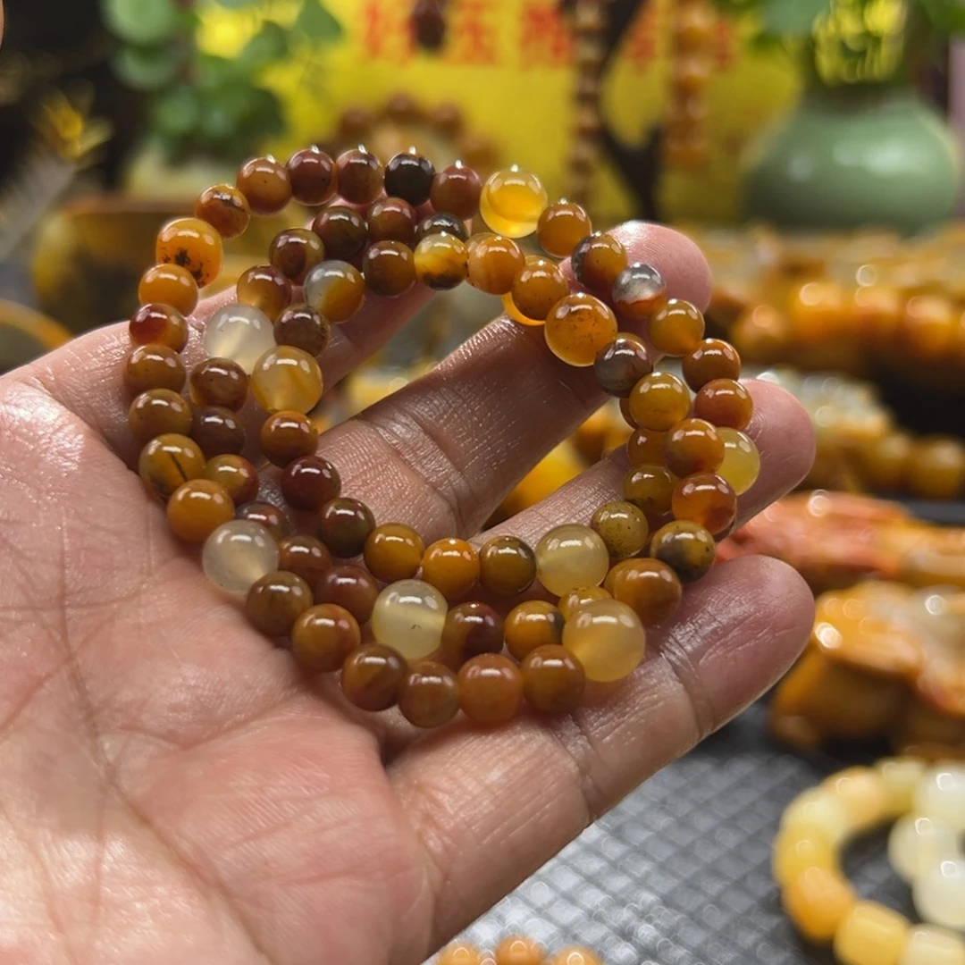 石英质玉未镶嵌颈饰