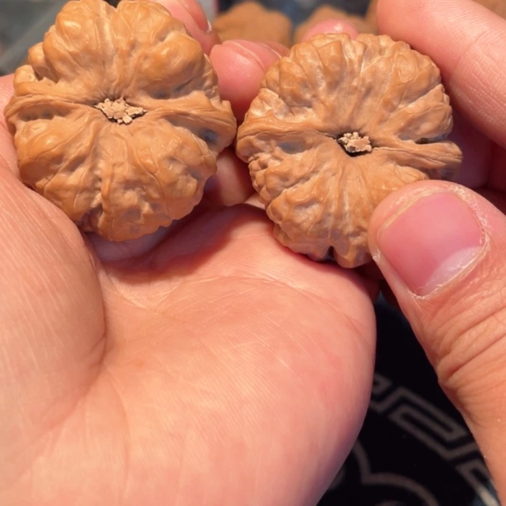 文玩核桃把件默41蛤蟆头