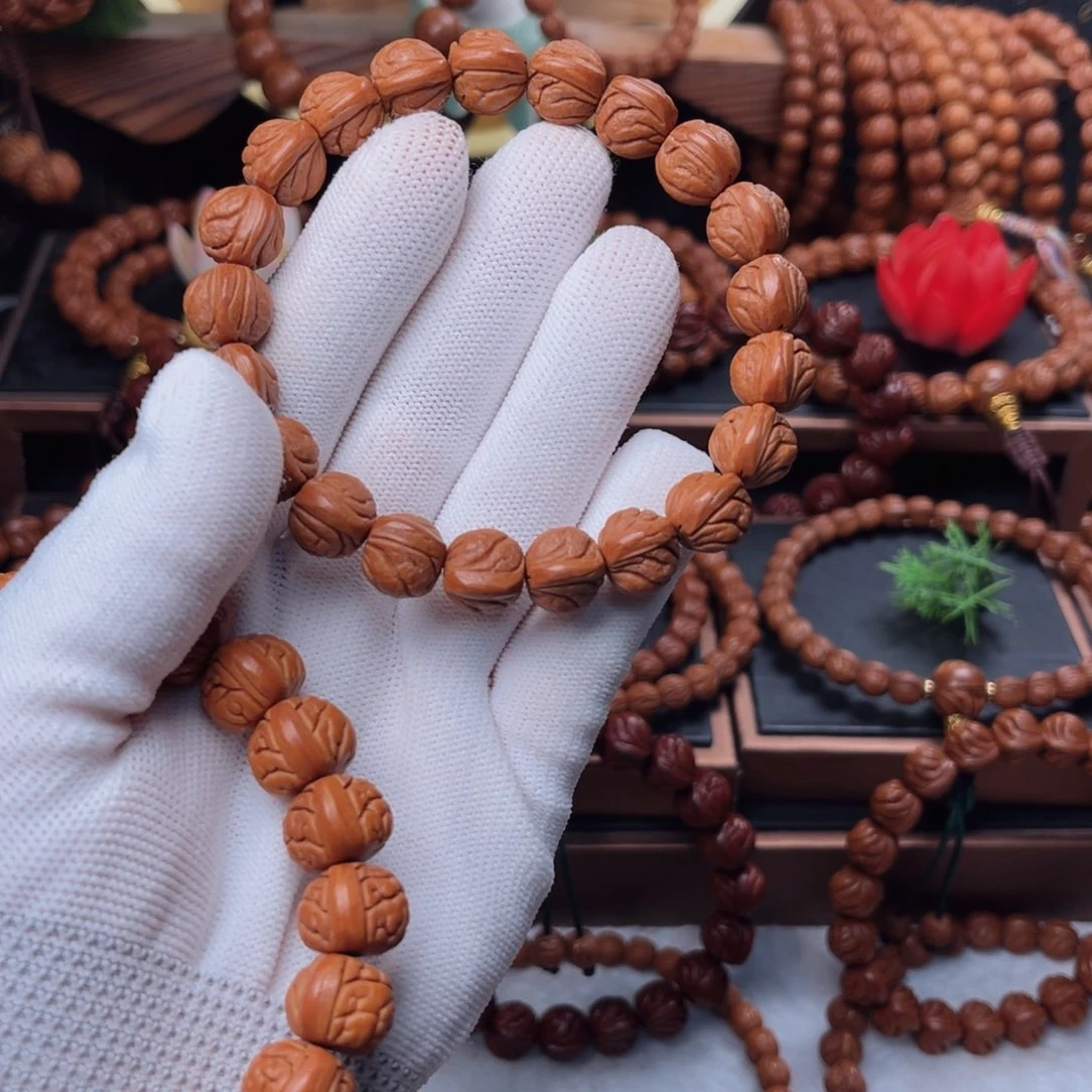 吊坠桃核小*12玉龙脊手串