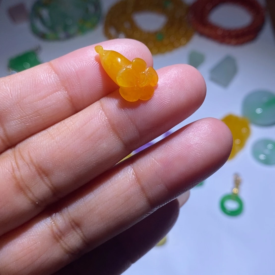 颈饰未镶嵌翡翠7