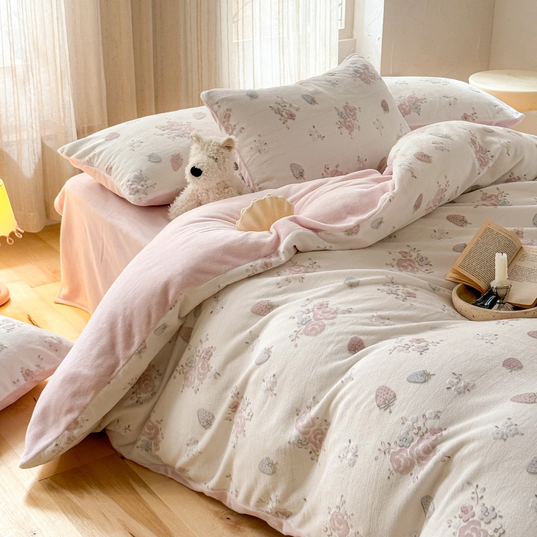 冬季加厚保暖牛奶绒四件套雕花珊瑚绒法兰绒被套床单床笠床上用品
