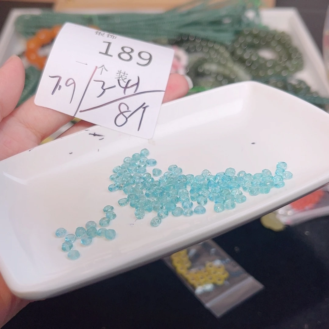 未镶嵌珠宝半成品水晶189 。