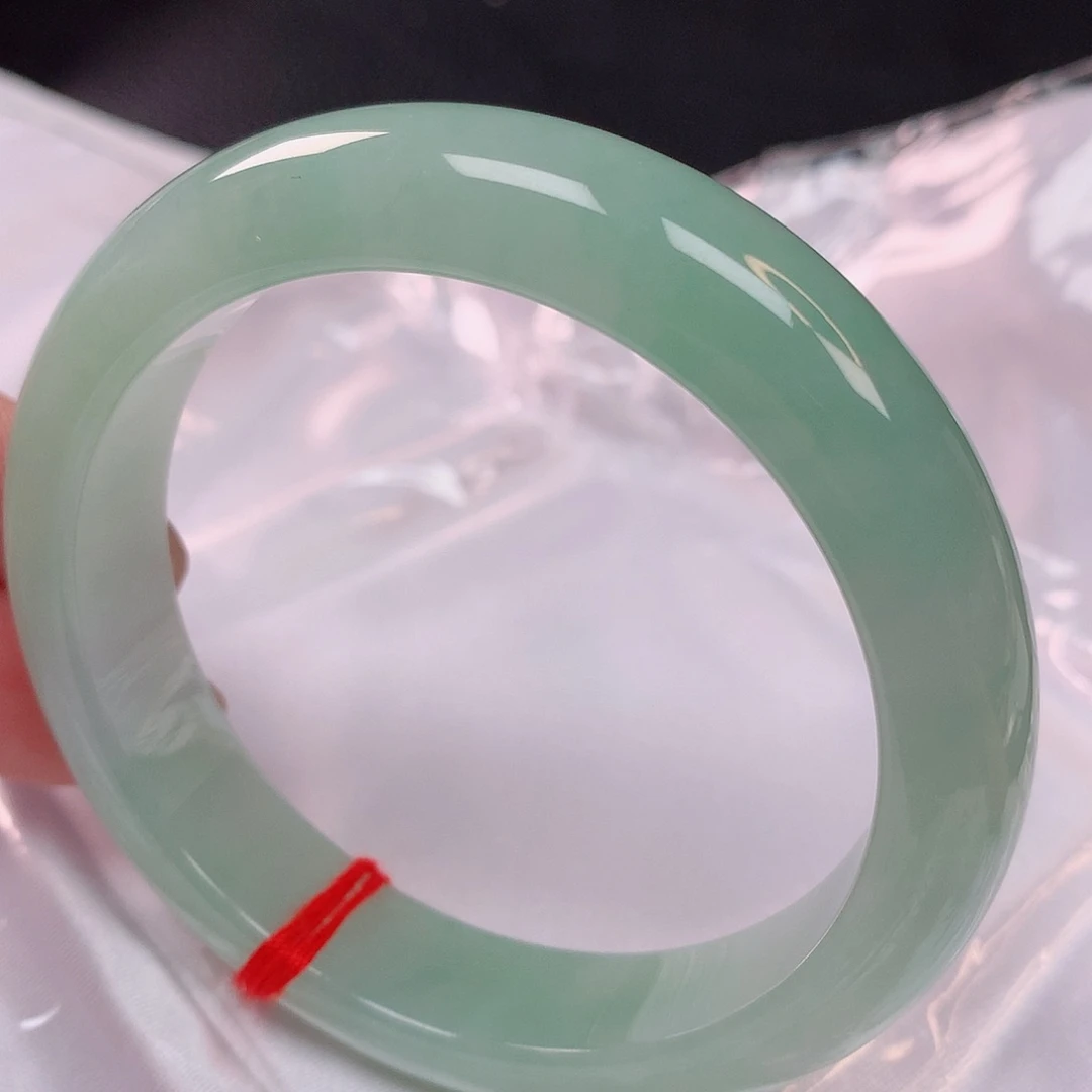 【闪购商品】未镶嵌手镯翡翠56+