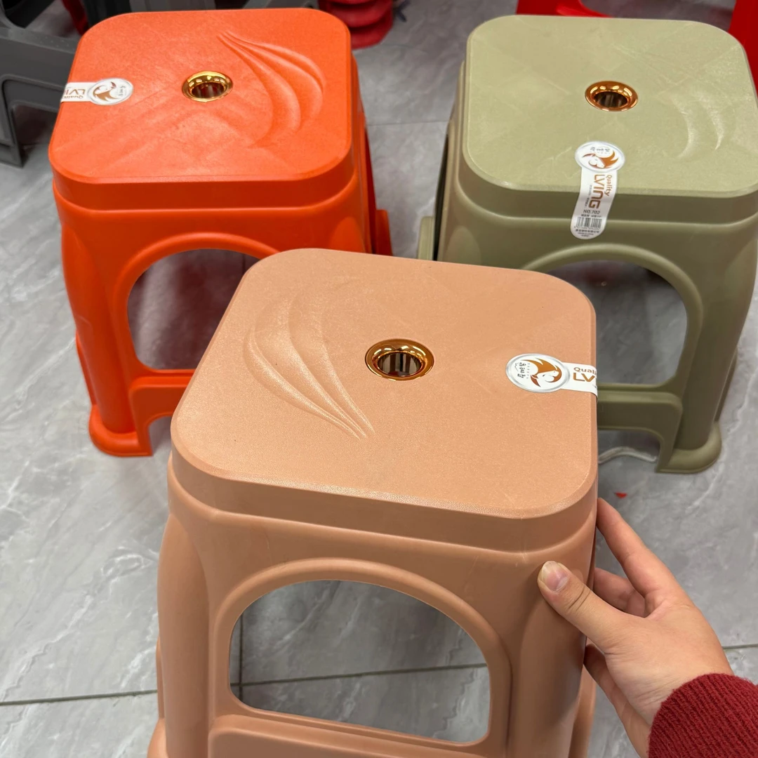 702小板凳33高北欧叠放时尚凳防滑椅子绿色餐桌凳客厅粉色