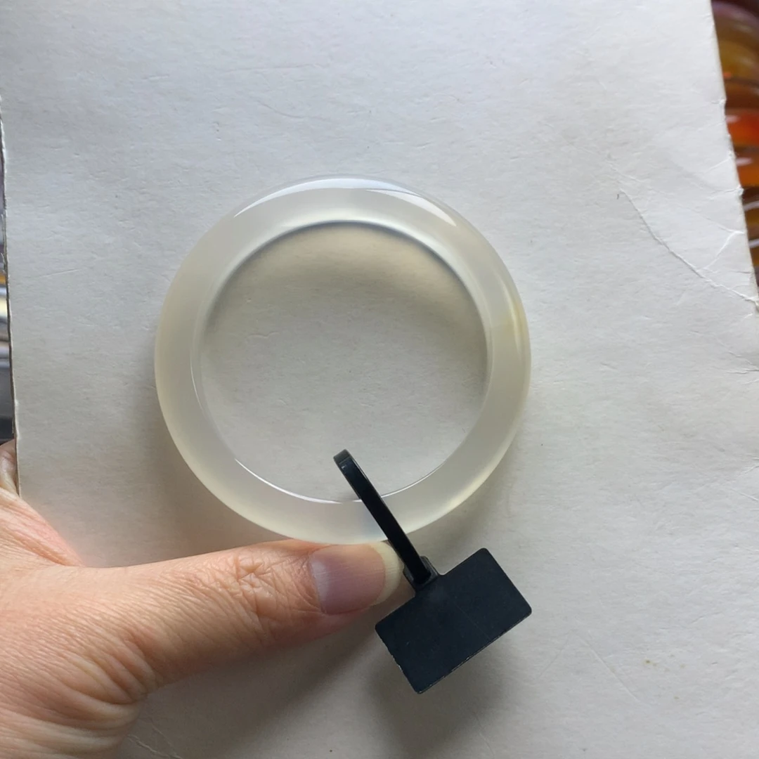 玛瑙/玉髓手镯未镶嵌不****.55