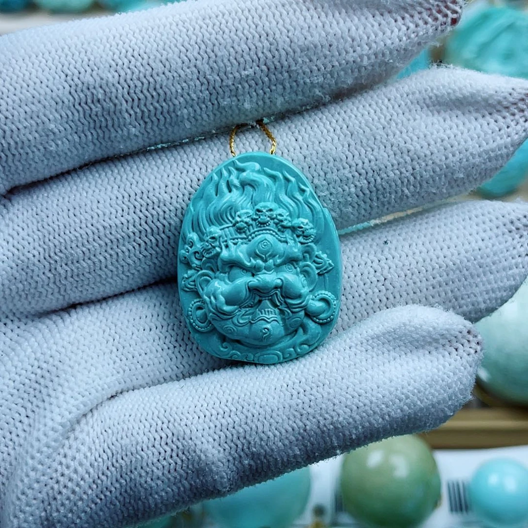 绿松石未镶嵌珠宝奇石