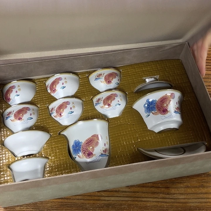 孤品茶具套装等。