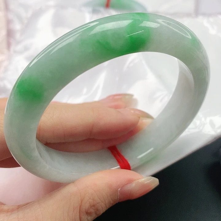 未镶嵌手镯翡翠，308