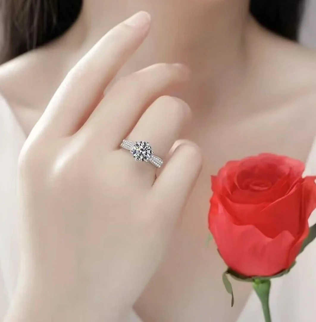 【Vevive】奢华星光皇后2.0ct