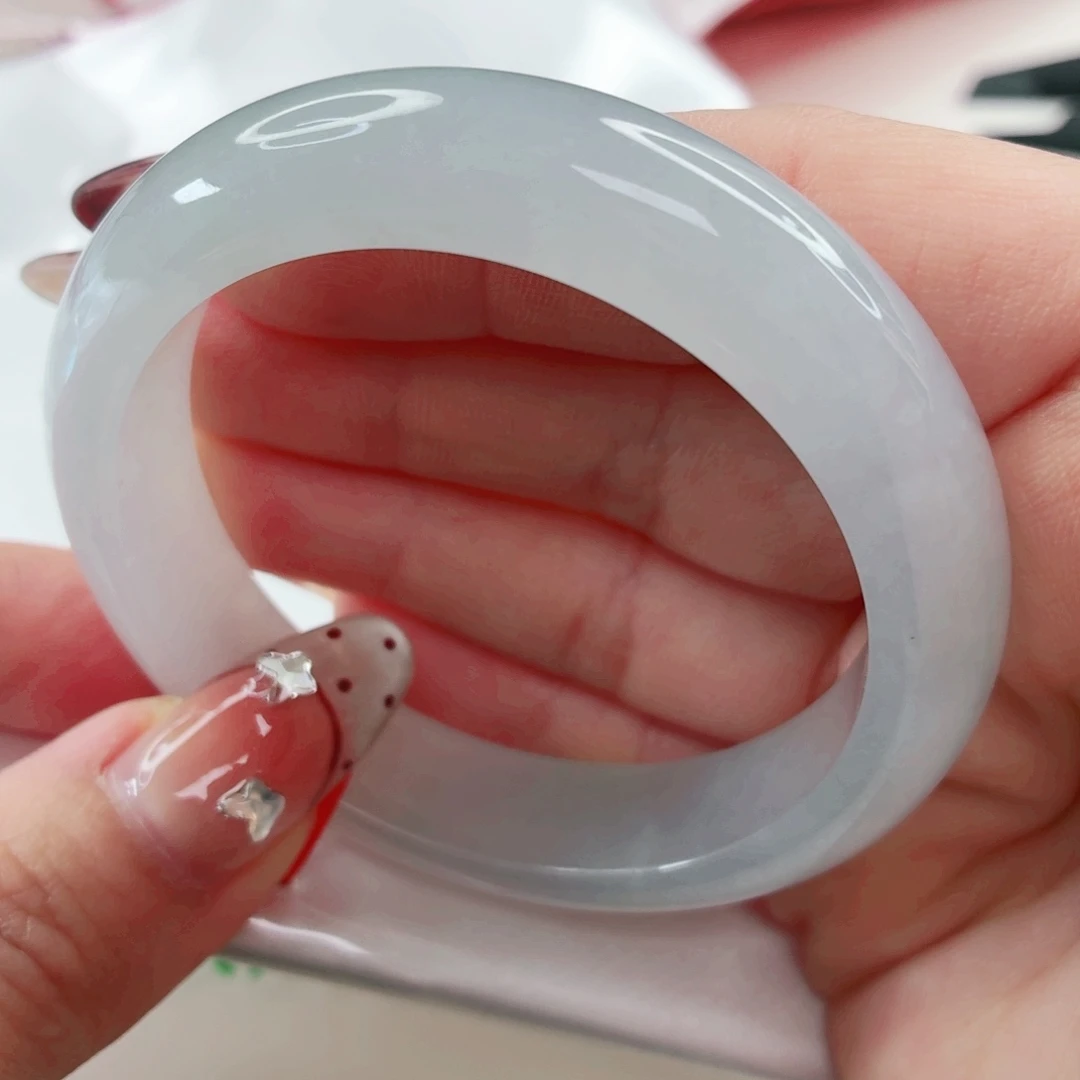 翡翠未镶嵌手镯缅甸天然A货翡翠51.9