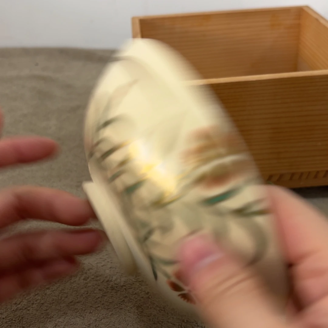 瓷片非常好看漂亮的物品