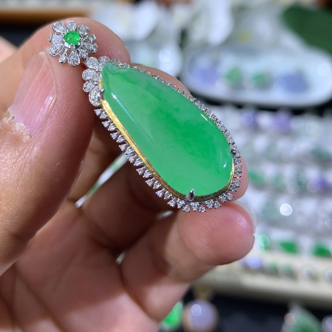 翡翠18K金镶嵌吊坠(不含链)
