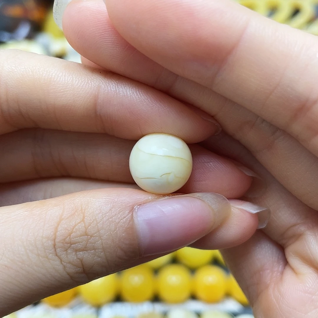 未镶嵌蜜蜡裸石圆珠12.5mm