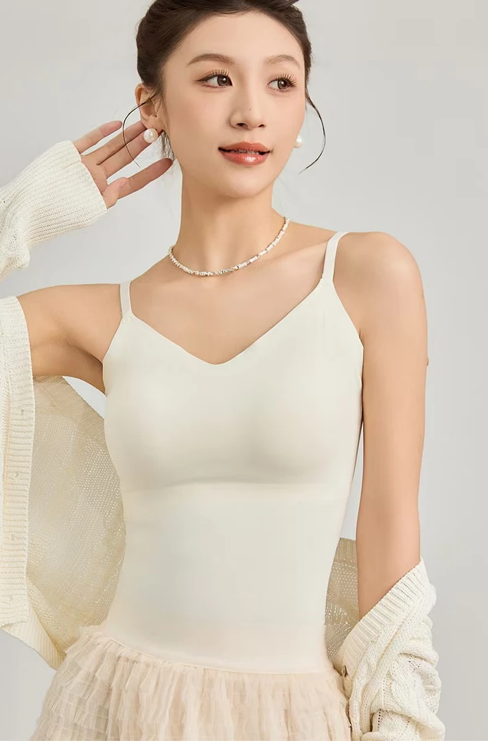 2025新款冰丝无痕吊带可调节肩带背心女经典百搭一体背心外穿美背