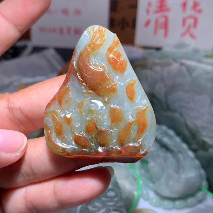 翡翠未镶嵌颈饰保真天然A货翡翠