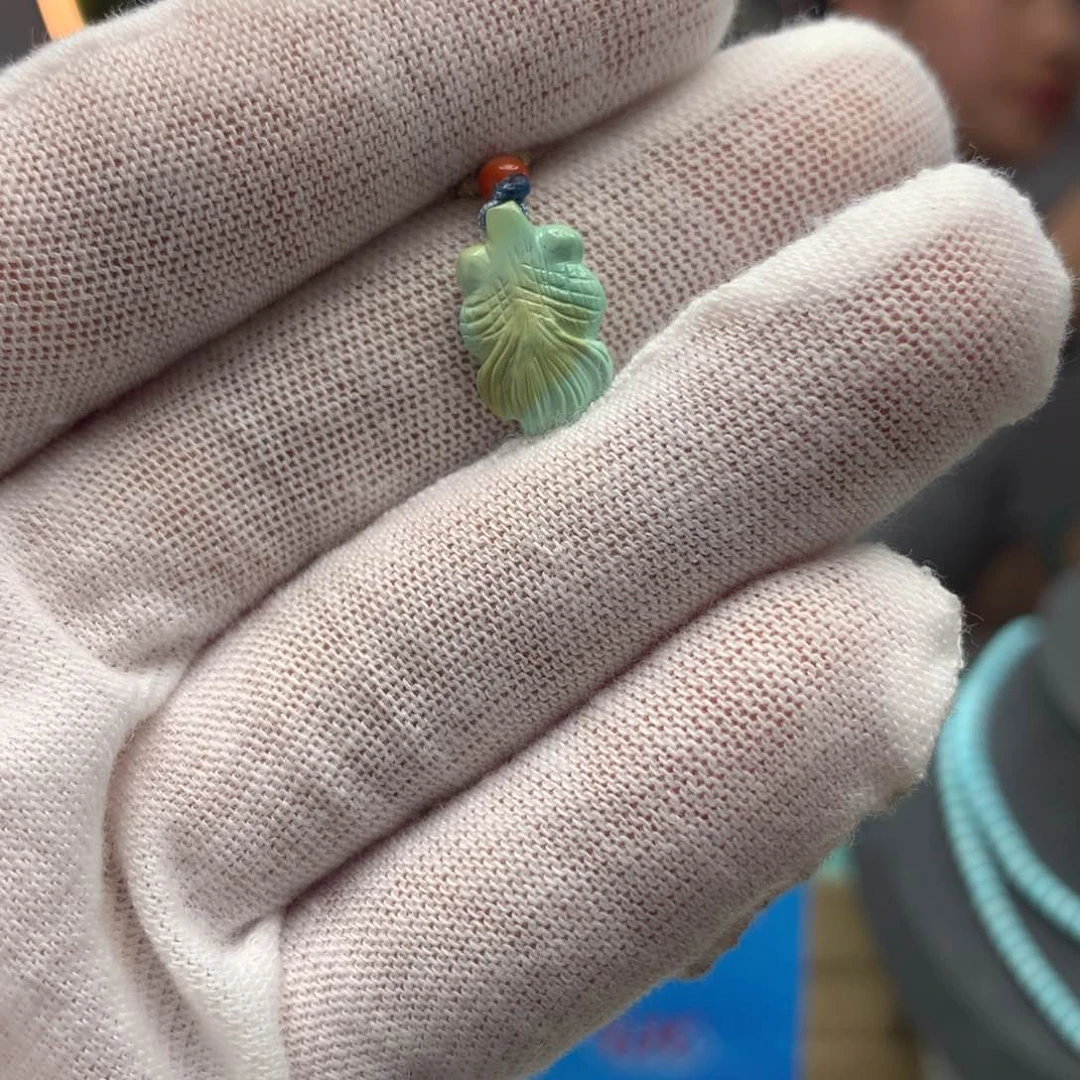 绿松石挂件未镶嵌