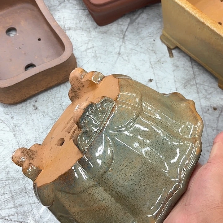 紫砂花盆紫砂的颜色很好看