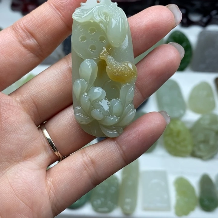 和田玉（糖玉）未镶嵌颈饰41