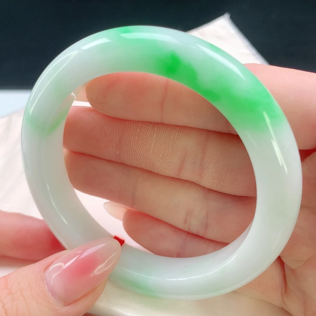 未镶嵌手镯翡翠689