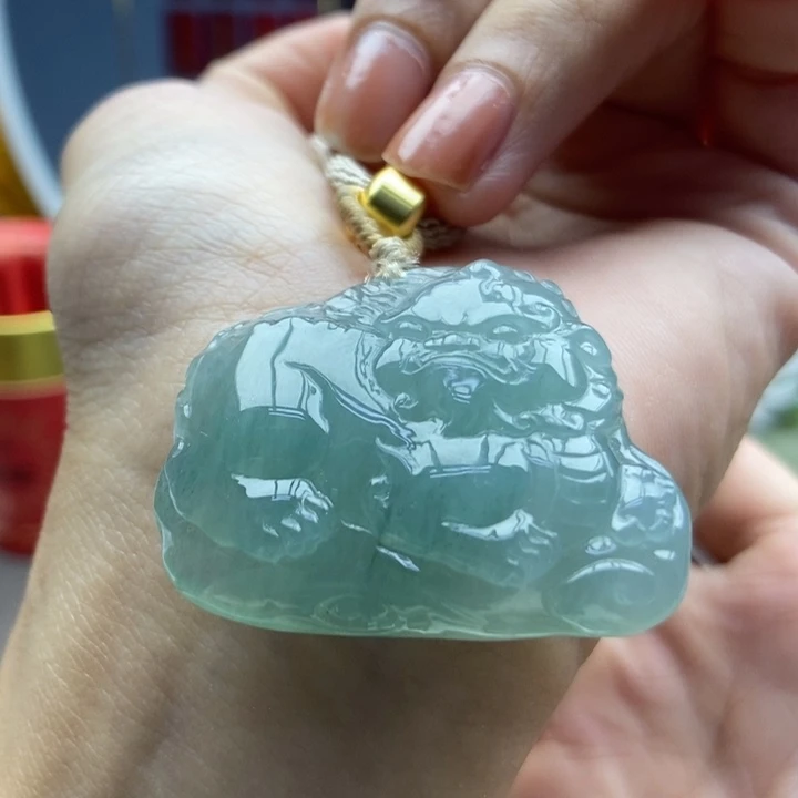 翡翠未镶嵌颈饰吊坠51