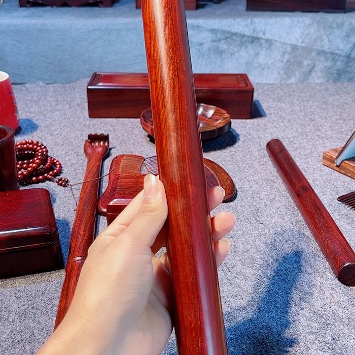 檀香紫檀（小叶紫檀）天*?擀面杖长32.5，直径3公分