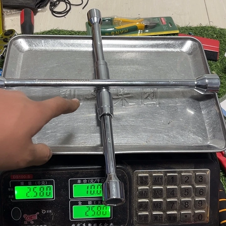 万克宝十字扳手一个